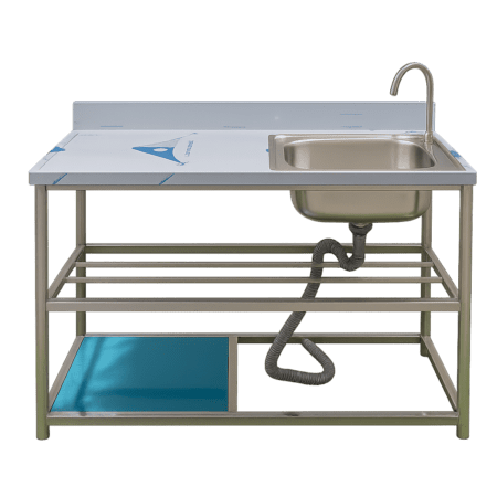 שולחן נירוסטה עם כיור בצד ימין למטבח מקצועי